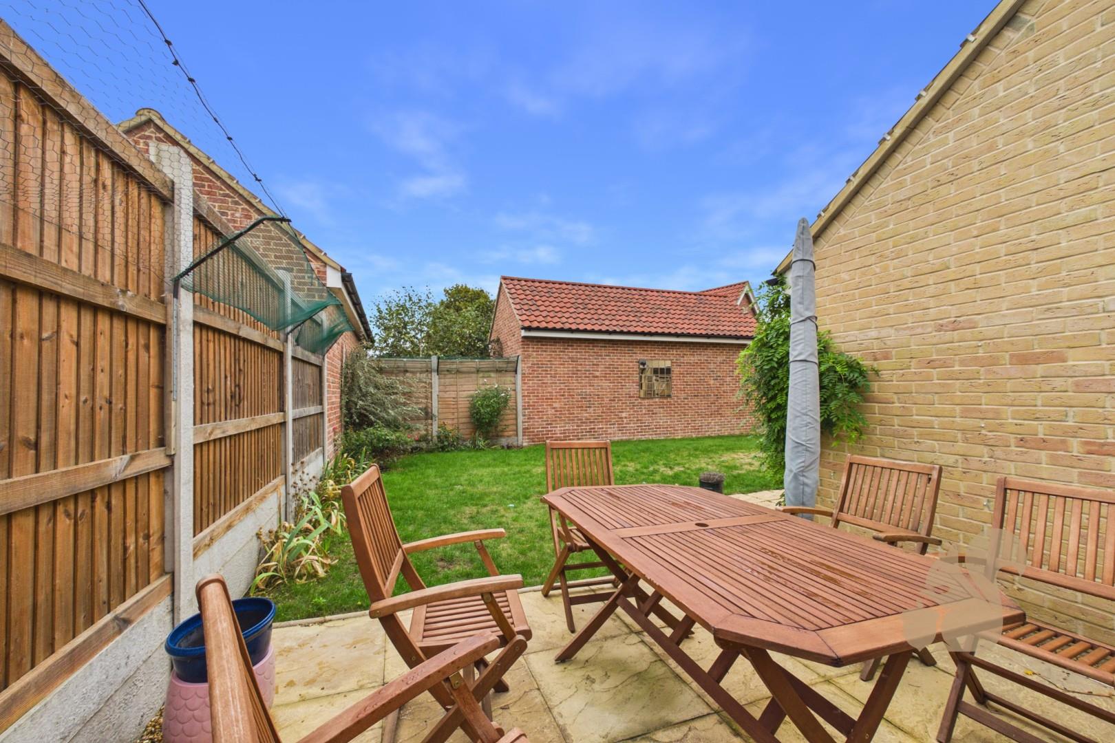 CAM03358G0-PR0343-STILL005.jpg